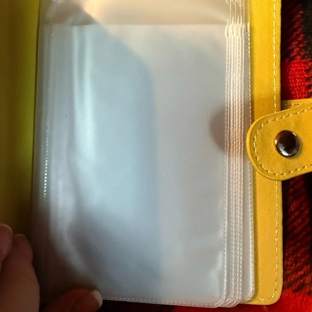 Lot of 6 gently used and new Wallets and 2 Purse Straps. - Picture 10 of 15